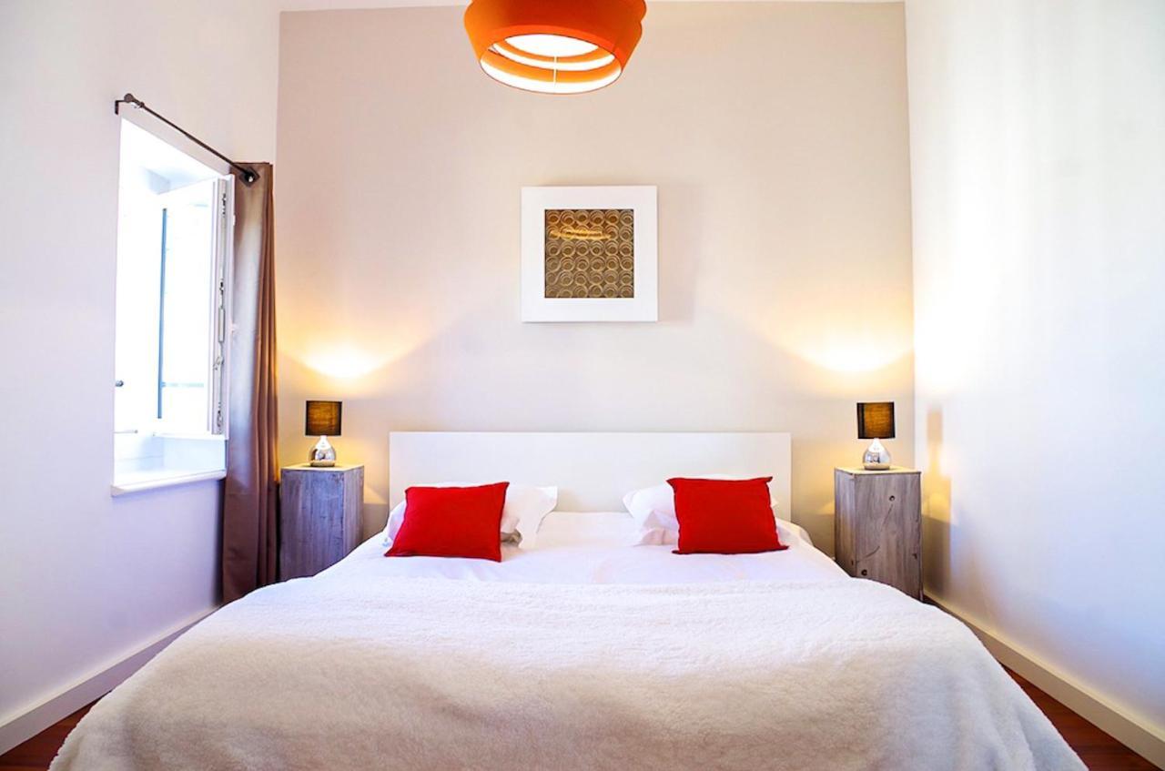 Sainte Catherine - Duplex 1 Chambre Proche Des Boutiques Du Centre Ville ボルドー エクステリア 写真