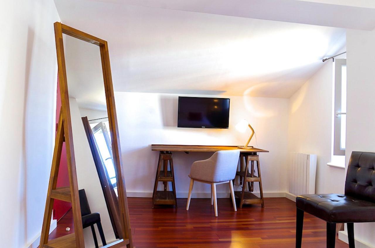 Sainte Catherine - Duplex 1 Chambre Proche Des Boutiques Du Centre Ville ボルドー エクステリア 写真